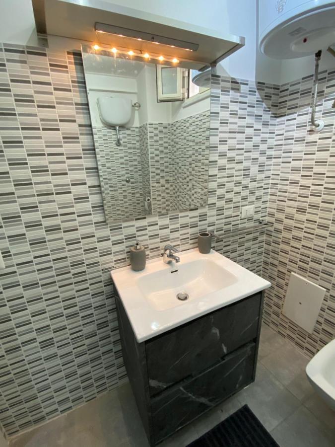 B&B Historic Center Apartments Naples Luaran gambar